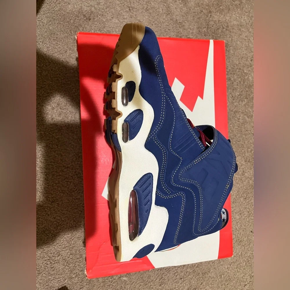 Nike stylish navy